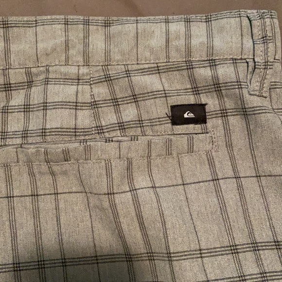 Quicksilver Grey Plaid Shorts - Picture 3 of 8